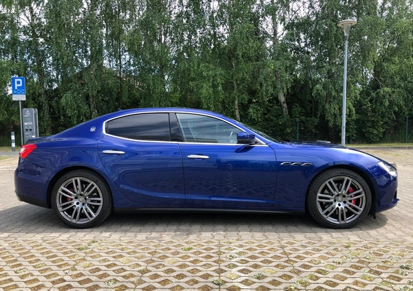 Maserati Ghibli cena 135000 przebieg: 33000, rok produkcji 2016 z Płock małe 232